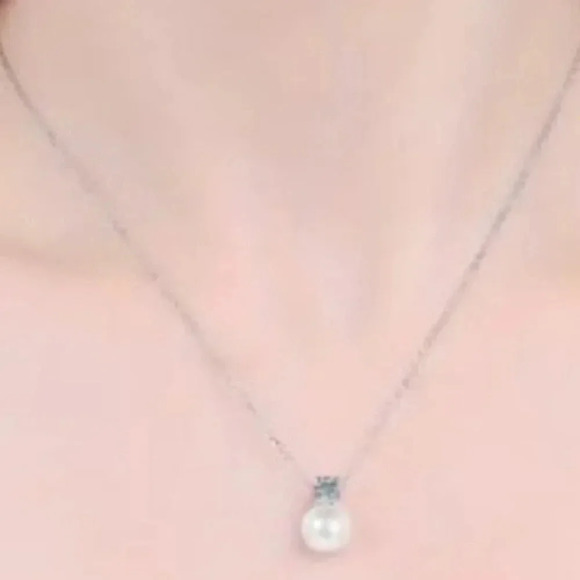 0.5 Carat Moissanite Faux Pearl Pendant Necklace - Sterling Silver S925, Classic - Picture 5 of 7